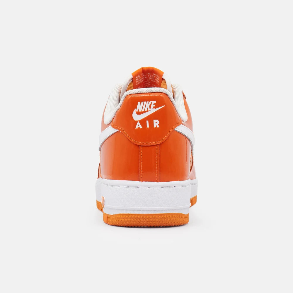 Nike Air Force 1 LV8