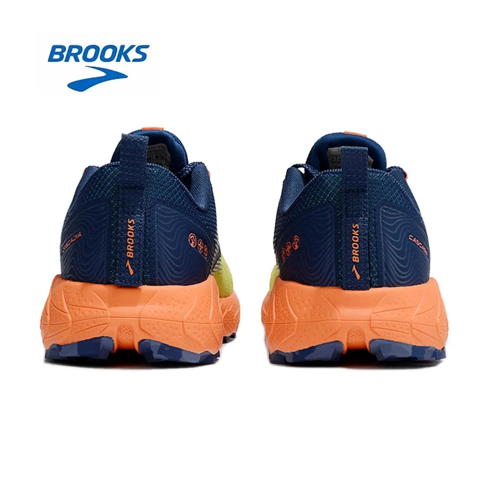 BROOKS Feather Sneakers