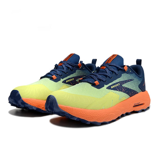 BROOKS Feather Sneakers