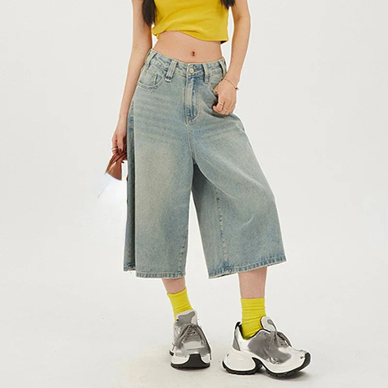 Frayed Low Rise Jorts
